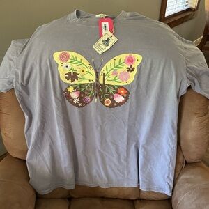 Gray Butterfly Graphic T-Shirt